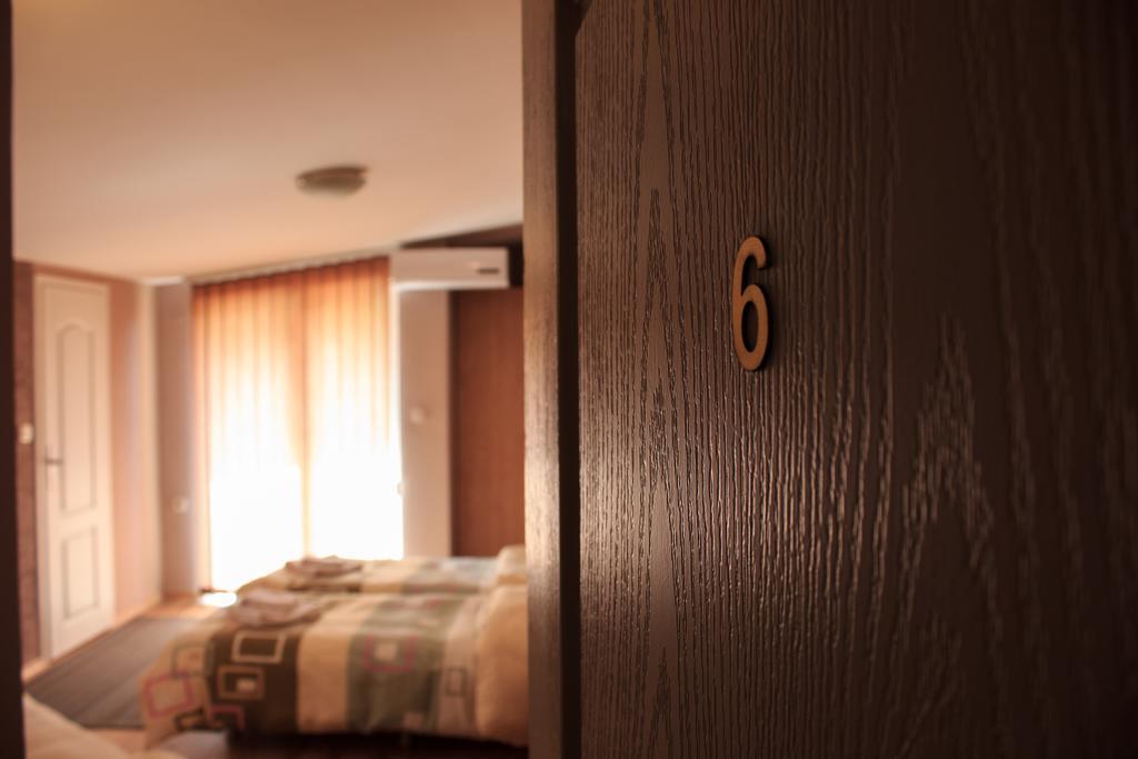 Villa Gala Skopje Ngoại thất bức ảnh