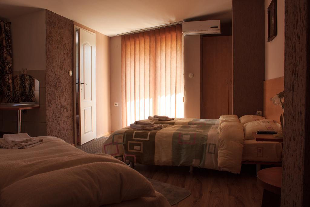 Villa Gala Skopje Ngoại thất bức ảnh