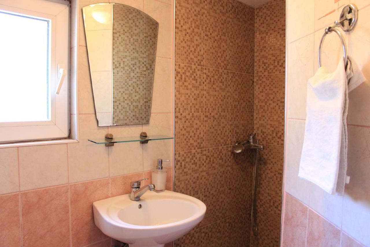 Villa Gala Skopje Ngoại thất bức ảnh